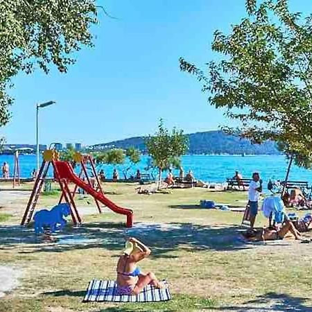 Amarante Apartments Kastela Luaran gambar