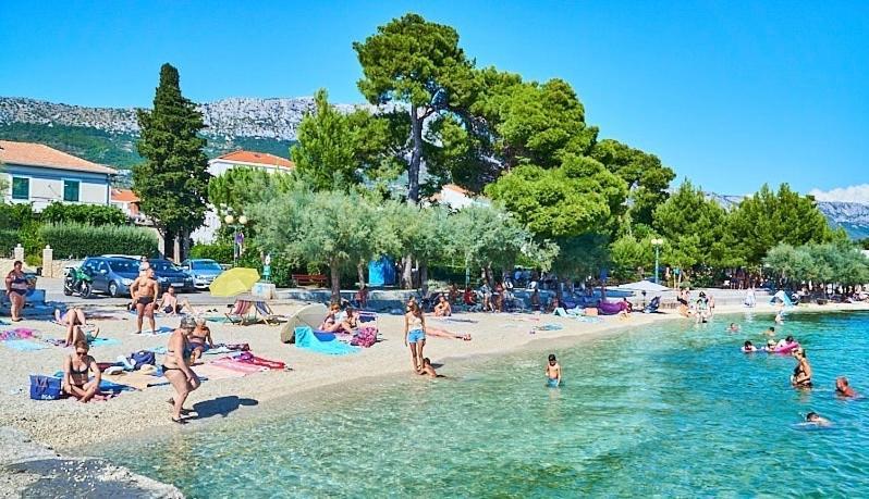 Amarante Apartments Kastela Luaran gambar