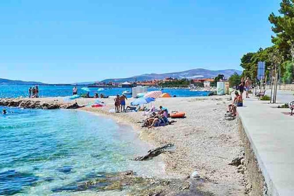 Amarante Apartments Kastela Luaran gambar