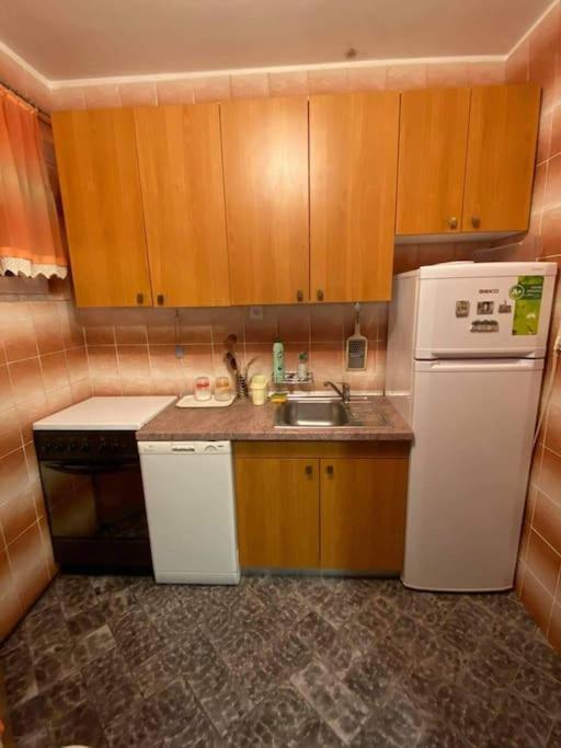 Amarante Apartments Kastela Luaran gambar